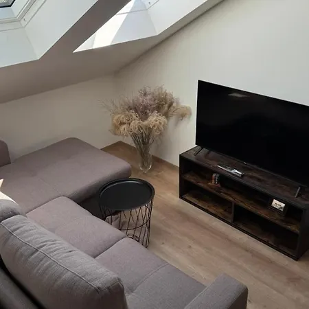 Hotspot Apartment